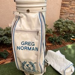 Www.chipnputt.com Authentic Vintage Cobra GREG NORMAN 6 Way Tour Cart Bag, With Rainhood, White/Blue-RARE! 15 Www.chipnputt.com Authentic Vintage Cobra GREG NORMAN 6 Way Tour Cart Bag, With Rainhood, White/Blue-RARE! -GOLF BALLS popular store 2 ba347ae7 0159 45d2 bfa5 b17fc7998879