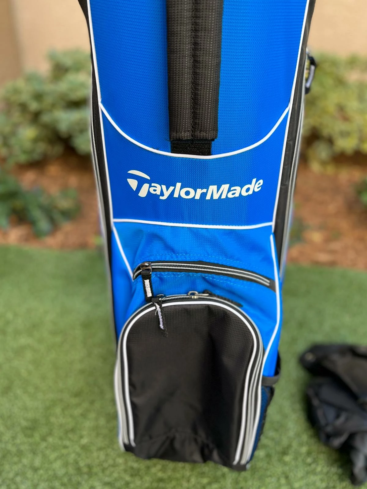 Www.chipnputt.com TaylorMade TM Pro 5.0 14 Way Golf Cart Bag, With Rainhood, Black/Blue-NEW! 6 Www.chipnputt.com TaylorMade TM Pro 5.0 14 Way Golf Cart Bag, With Rainhood, Black/Blue-NEW! - Image 6