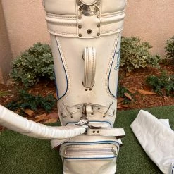 Www.chipnputt.com Authentic Vintage Cobra GREG NORMAN 6 Way Tour Cart Bag, With Rainhood, White/Blue-RARE! 21 Www.chipnputt.com Authentic Vintage Cobra GREG NORMAN 6 Way Tour Cart Bag, With Rainhood, White/Blue-RARE! -GOLF BALLS popular store 9 49d6c947 6414 45d9 a71d 23ba0906f953