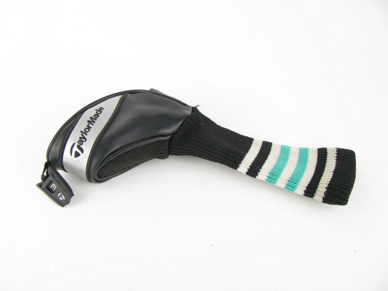 TaylorMade GAPR Hybrid Headcover (GOOD) 4 TaylorMade GAPR Hybrid Headcover (GOOD) - Image 4